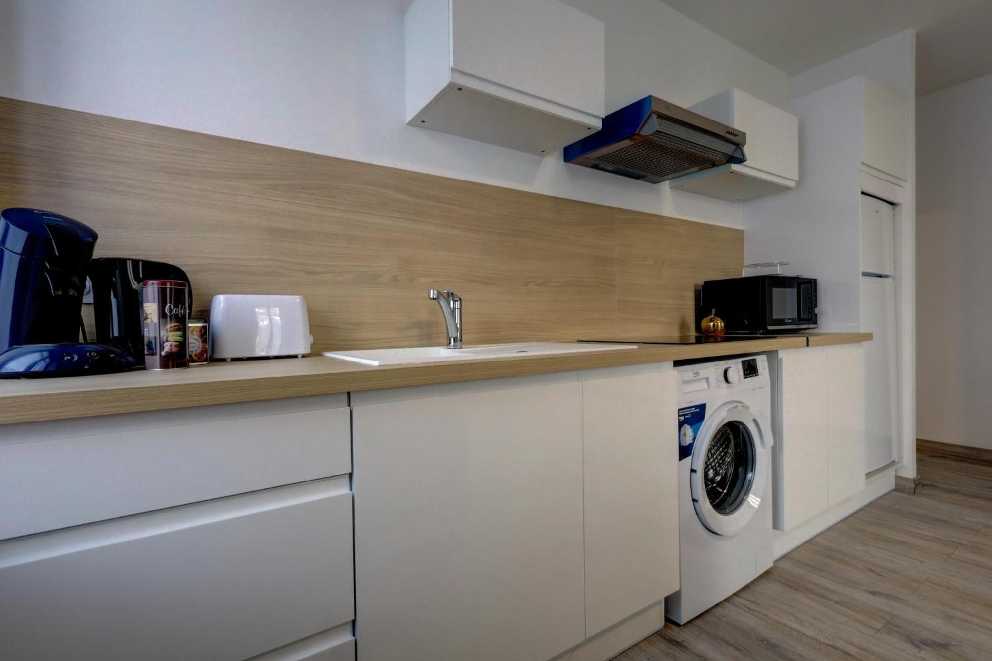 Le Westy 1 Apartamento Hieres-Sur-Amby Exterior foto