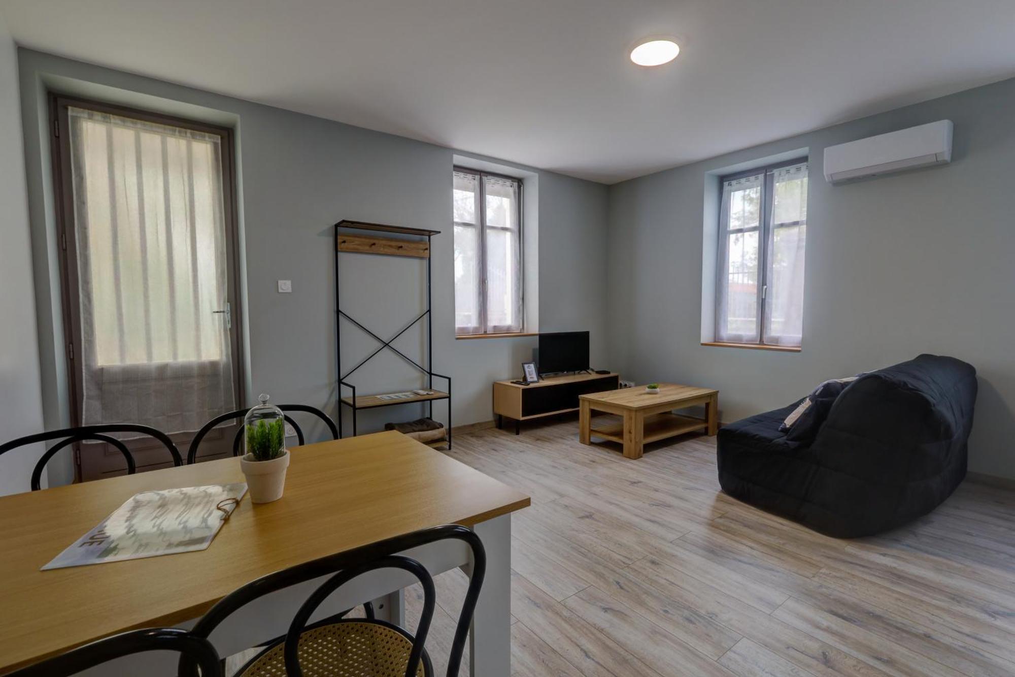 Le Westy 1 Apartamento Hieres-Sur-Amby Exterior foto